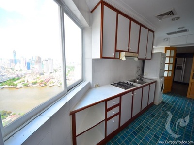 Condominium · For rent · 5 bedrooms